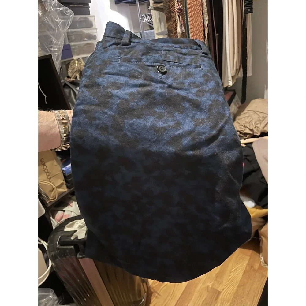 Michael Kors‎ Mens Shorts Blue / Black Camouflage Sz 32 Urban Camo